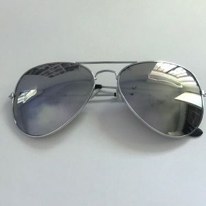 Silver aviator sunglasses